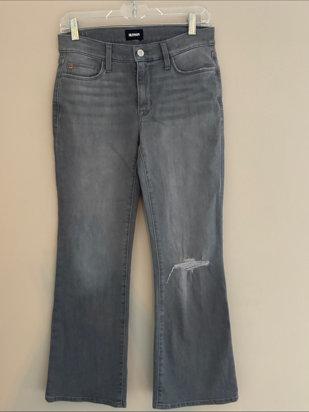 Hudson Natalie Jeans Gray Flare Jeans with Knee Rip size 26